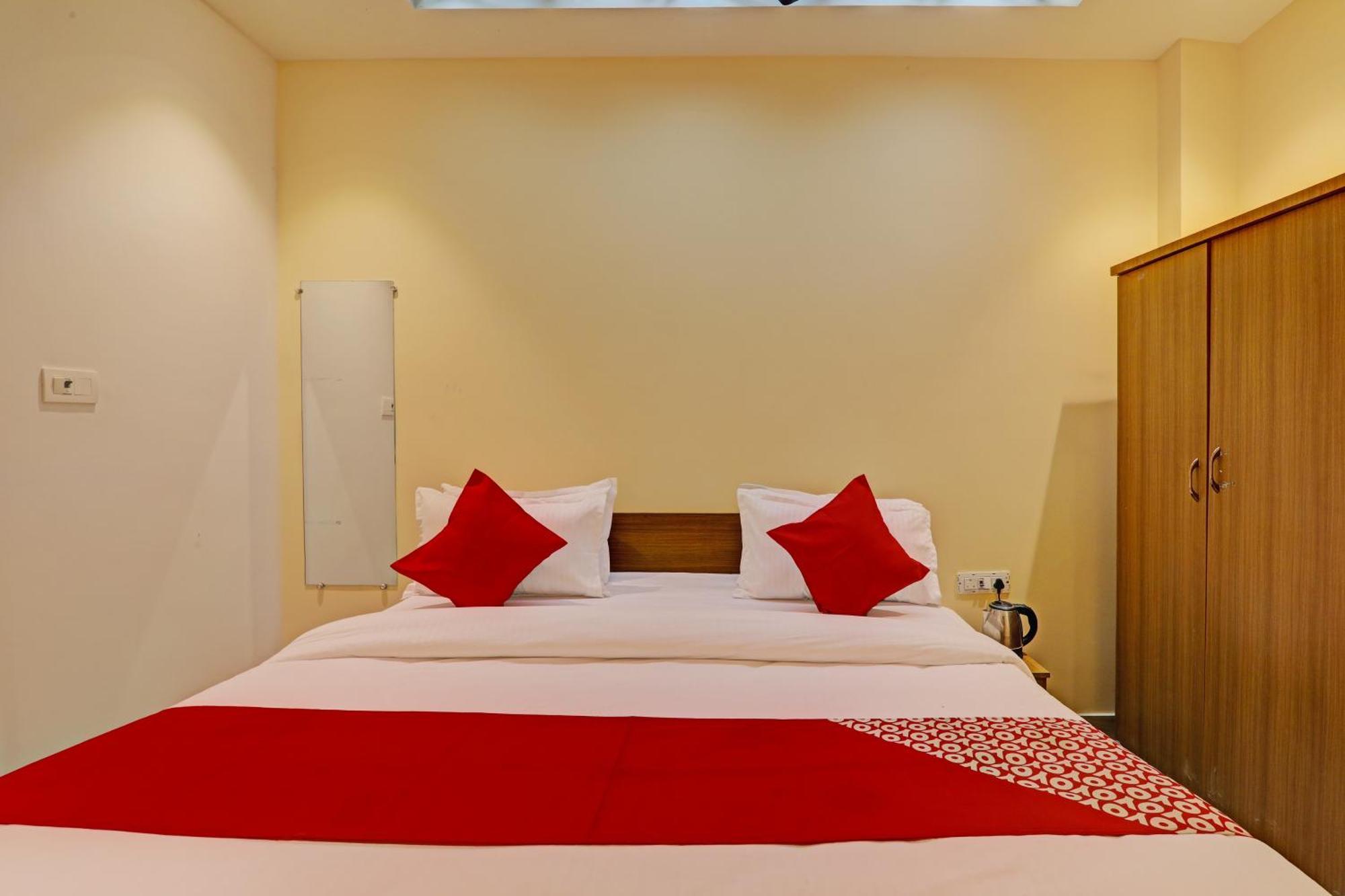 Hotel O Royal Regency Palace Gorakhpur Exteriér fotografie