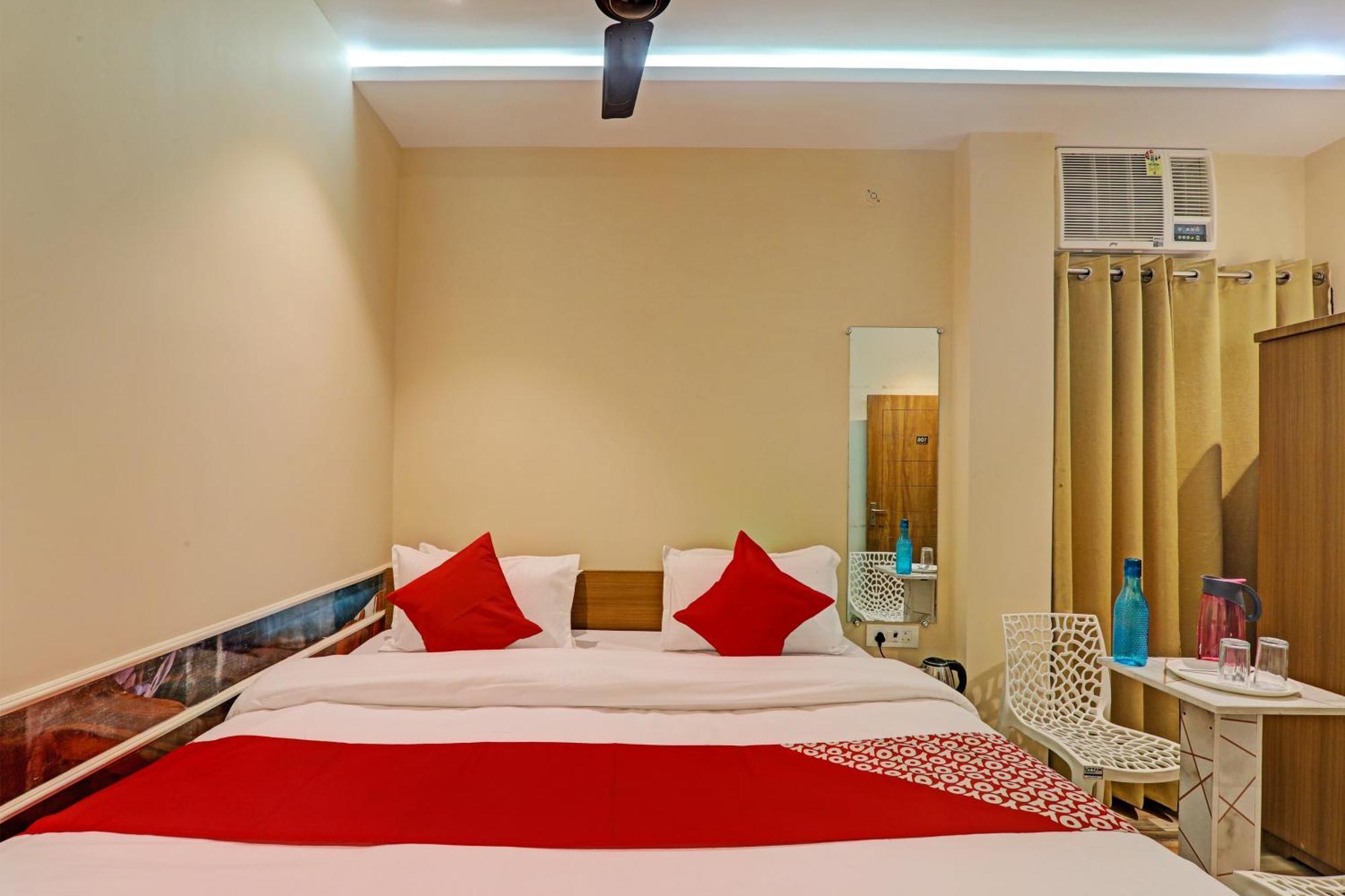 Hotel O Royal Regency Palace Gorakhpur Exteriér fotografie
