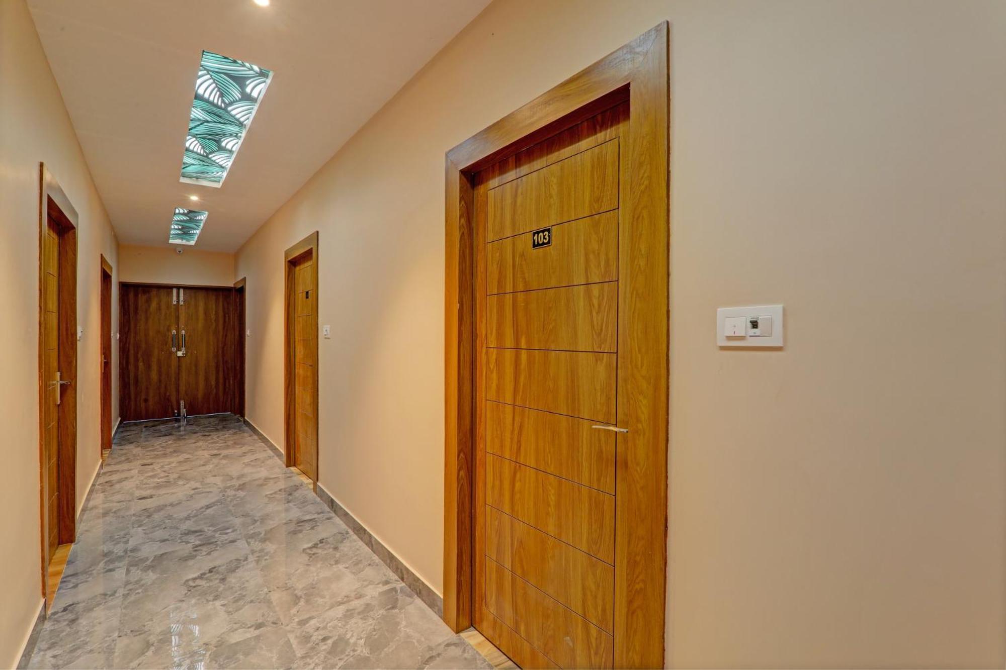 Hotel O Royal Regency Palace Gorakhpur Exteriér fotografie