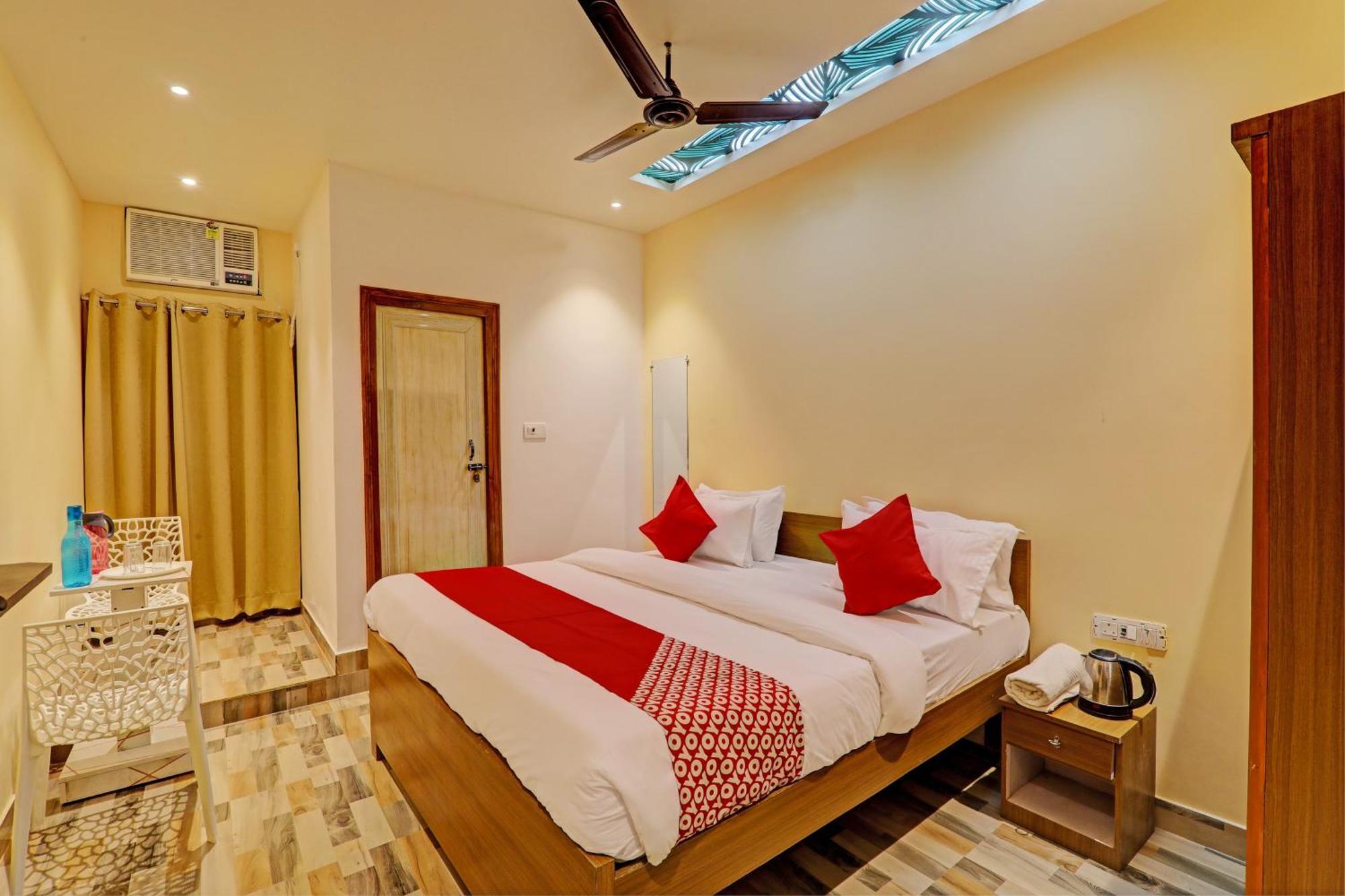 Hotel O Royal Regency Palace Gorakhpur Exteriér fotografie